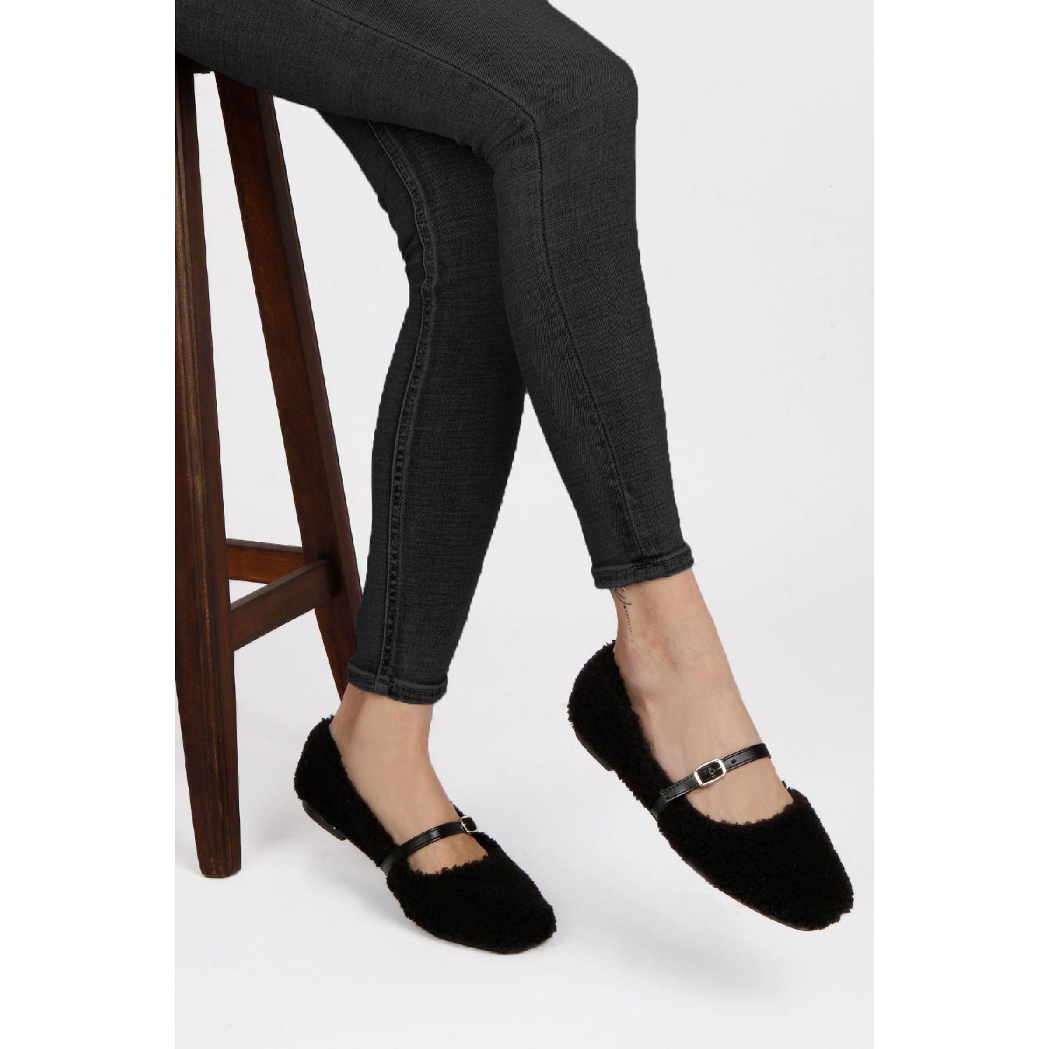 

Plush Feathered Women s Home Shoes With Ankle Backets 36 чёрный