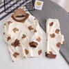 Conjuntos para niños Ropa de estar en casa Pijamas de manga larga para niños Lindo diseño Tejido ligero y cómodo Conjunto de ropa de dormir
