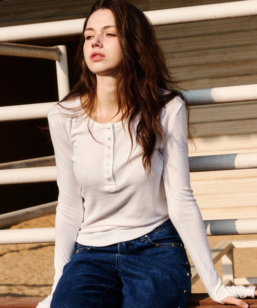 ERER Henley Neck Soft T-Shirt White