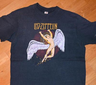 1970's LED ZEPPELIN Vintage Rare! Original Swan Song Records 70's 80's Rock Band Tee T-shirt (L) Large Vtg Tshirt Icarus 1980's ZoSo Concert