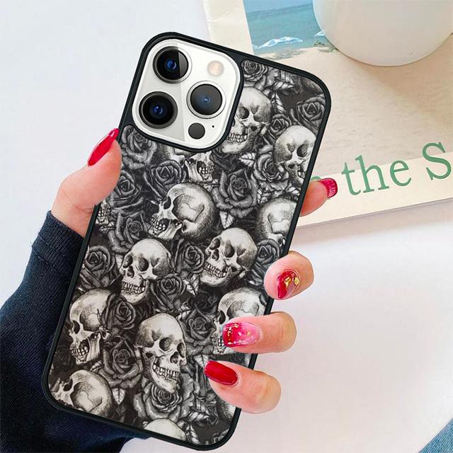 Skull With Roses Coque Shell For iPhone 17 Air 15 16 14 13 12 Pro Max 11 Pro Max Plus Phone Case Cover