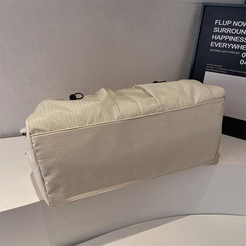 Travel Bag Women's Large Capacity Dry and Wet Separate Gym Bag Lightweight Sports Bag Luggage Storage Bag