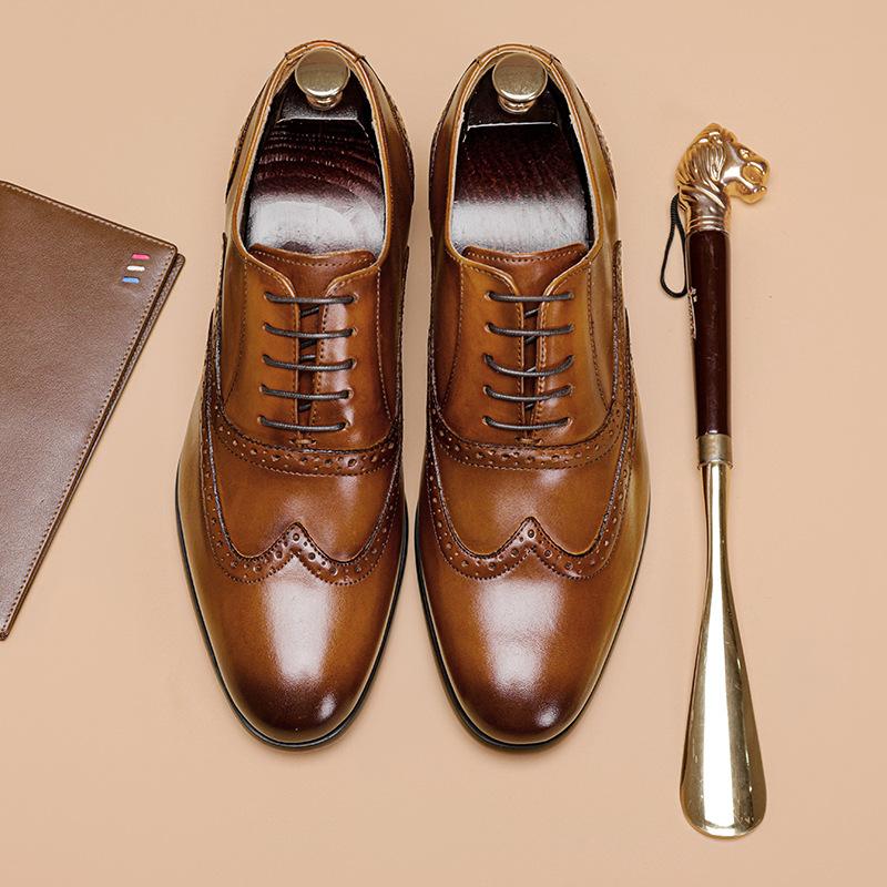 British Brock engraved men's shoes leather breathable brown business large size men's formal leather shoes wedding shoes breathable increase