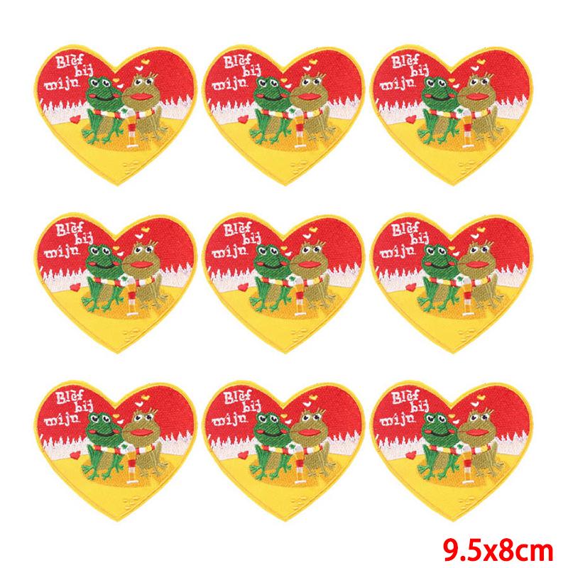 10 Pcs/lot Wholesale Embroidery Patch Iron On Patches For Clothing Patches On Clothes Jackets Decor Applique Sew Supplies