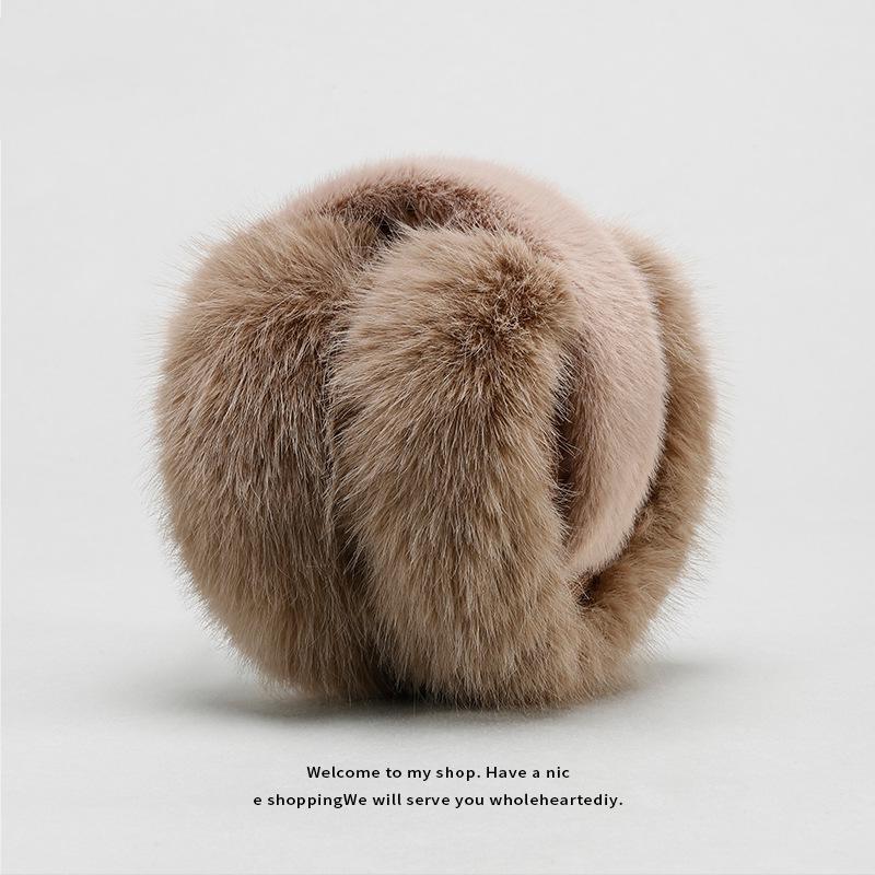 Cozy Velvet Ear Protection: Unisex Foldable Winter Earmuffs