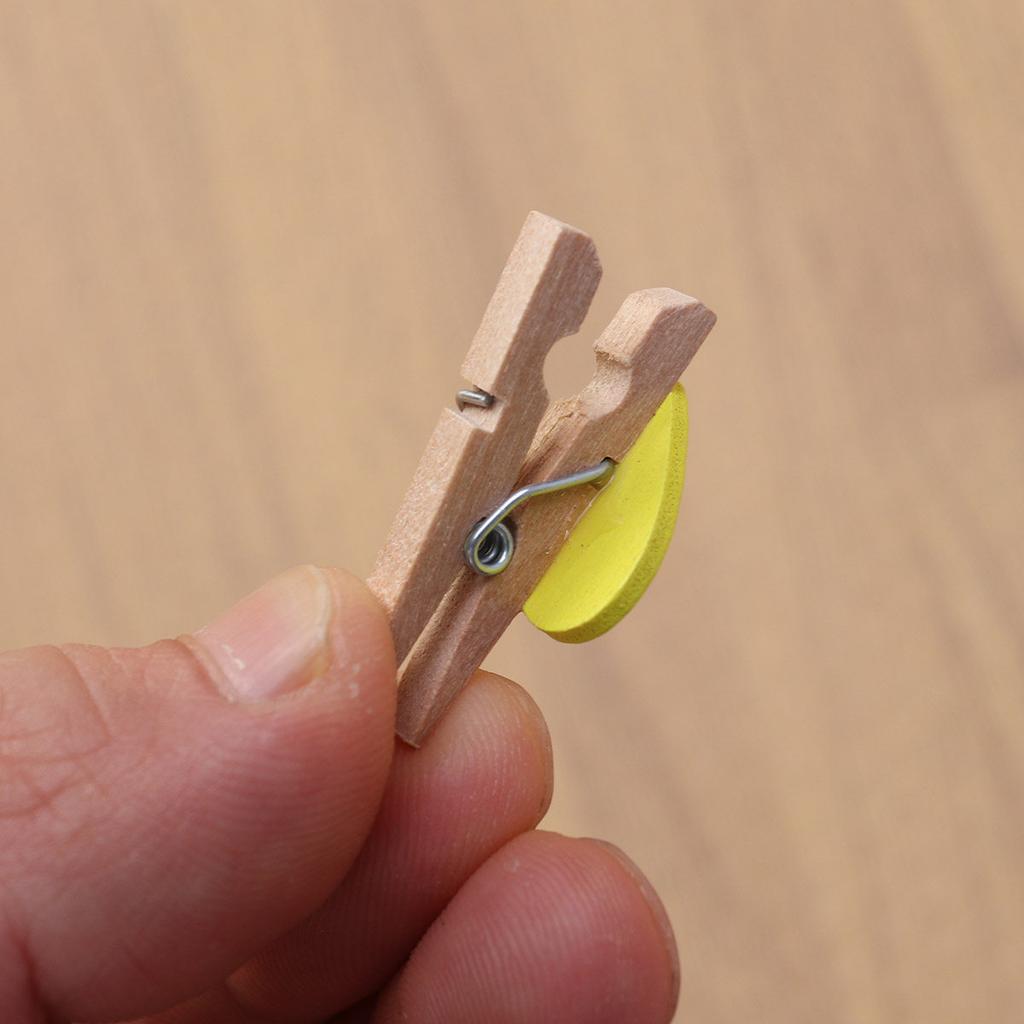 50Pcs Love Photo Wood Clips Small Heart-Shaped Clips for Pictures Memo Note Craft Hanging Decoration Love Photo Clip