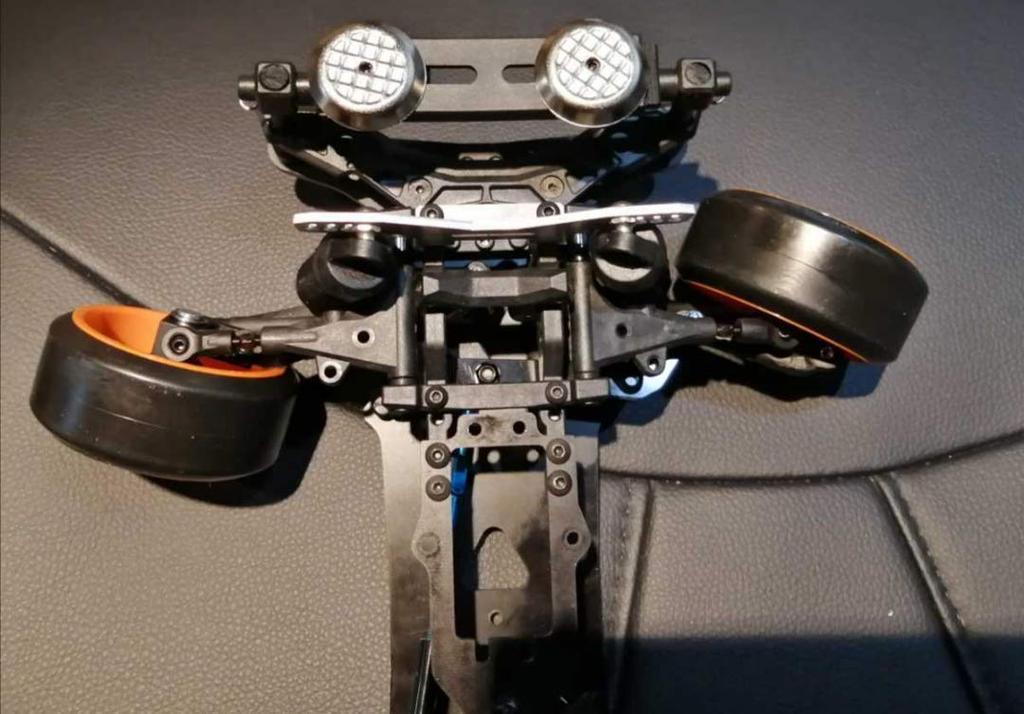 MetalGarage Original Product: Aluminum Front Knuckle - Increased Steering Angle, Improved Rolling Feel - for YD-2 GRK D-Like GALM (MGH19)