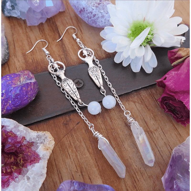 

Новые серьги «Богиня с нимбом ангела»