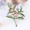 Pearl Brooch Ins Tide Personalized Pin for Women's Autumn Winter Luxury Jumper Suit Accessory Corsage Exquisite Long-Lasting Color Gift Jewelry