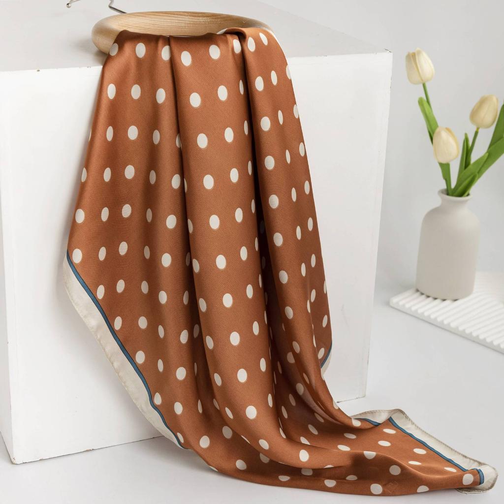 Damska Talia Owoc Kwiat Sztuka Retro Symulowany Jedwab Mała Kwadratowa Chustka Można Ją Połączyć z Koszulą do Strojów Profesjonalnych, Ochrony Przeciwsłonecznej i na Szyję