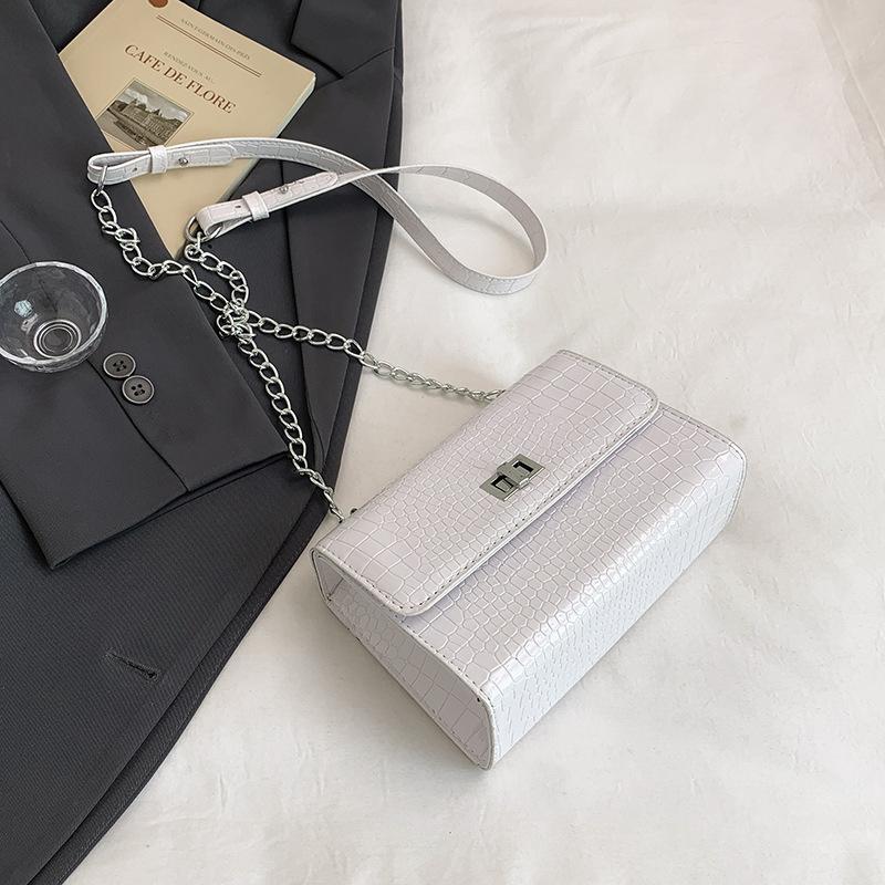 Premium Texture Temperament Versatile Urban Commuting Solid Color Chain Small Square Bag Simple Casual Shoulder Messenger Bag