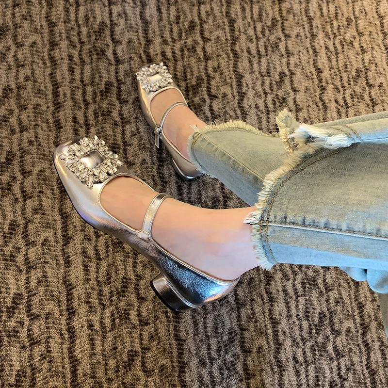 

2386-58 осень новый французский страз слово с квадратным носком мелкий вырез Мэри Джейн расширенные большого размера туфли женские 41 серебряный