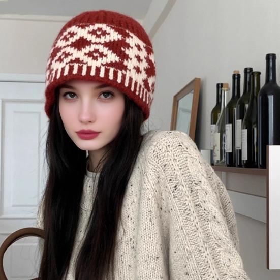Women Retro Knitted Hat Winter Warm Rhombus Pattern Hat Big Head Sized No Brim Hat for Daily Outings Parties Dating