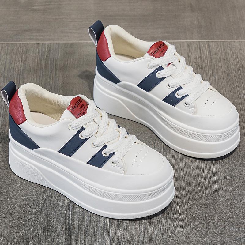 Little white shoes women's shoes autumn new muffin thick-soled versatile sports and leisure board shoes