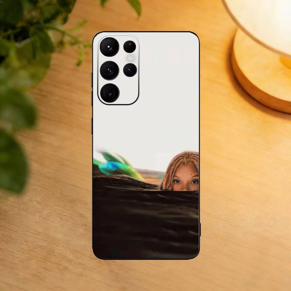 

Чехол для телефона Halle B-Bailey для Samsung S25,24,21,22,23,30,Ultra,20,Plus,Fe,Lite,Note Мягкий черный чехол Samsung S23plus5G