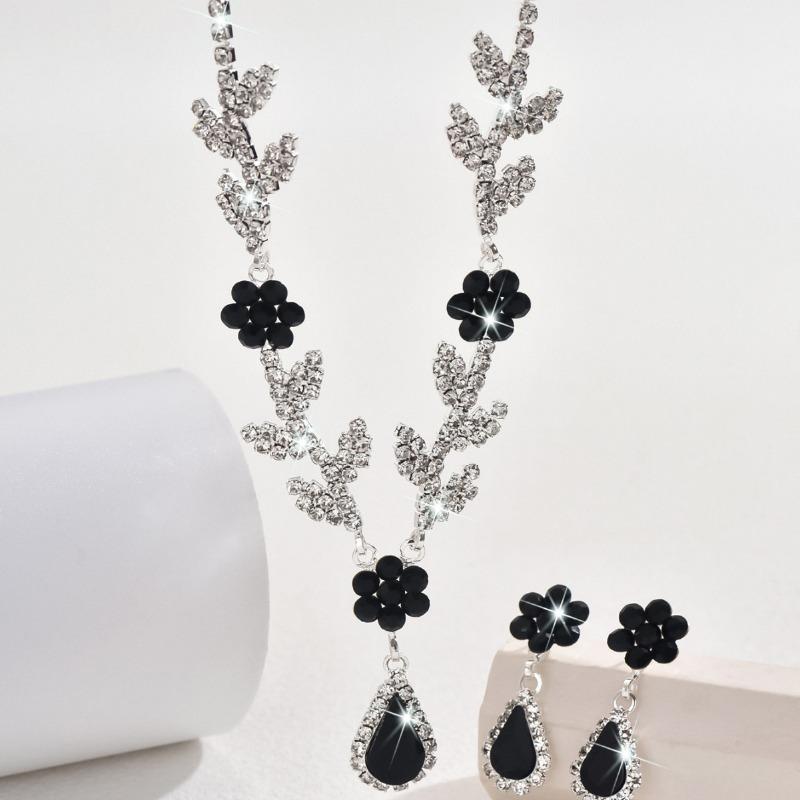 BLINGBAY Damen-Schmuckset, süß, romantisch, für Hochzeiten, trendige Accessoires, lässig, Strasssteine, elegantes Halsketten-/Ohrring-Set, Blumenschmuck für Damen, Geschenk