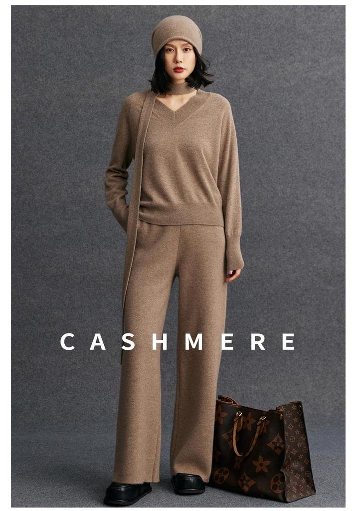 2025 Autumn/Winter Ladies V-Neck Cashmere Ribbed Sweater