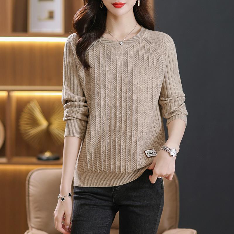 Long-sleeved knitted top women's new spring and autumn inner sweater early autumn thick bottoming shirt