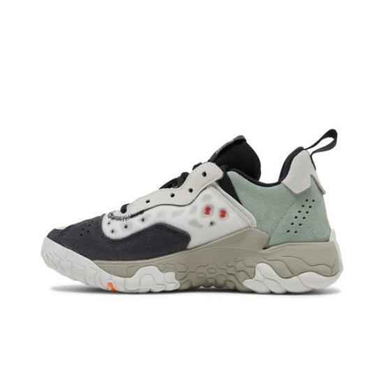 

Air Jordan Delta 2 GS Lightning CZ0834-003 EU 37.5 платиновый/дым