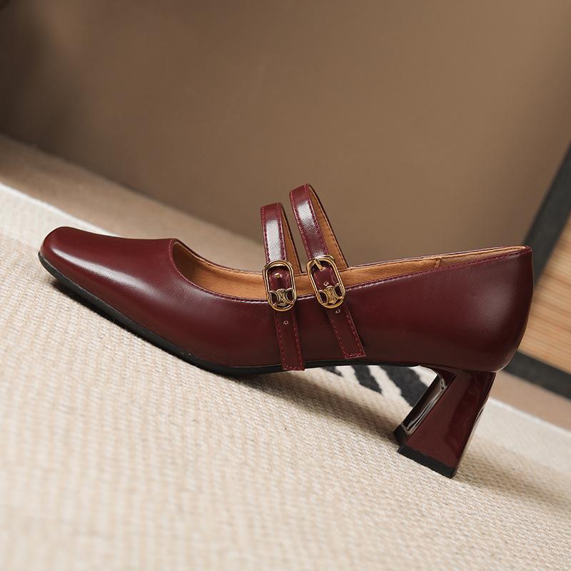 

Туфли Мэри Джейн с квадратным носком из кожи масляной выделки, женские, на толстом каблуке, с неглубоким вырезом, одинарные туфли, универсальные туфли на высоком каблуке, ретро 39 бордовый