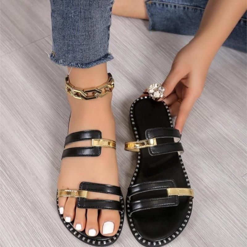 Cool Slippers Women's Summer Fashion Outer Wear Versatile Rivet Clip One-word Slippers Women's Large Size Flat Beach Shoes Women's Drag