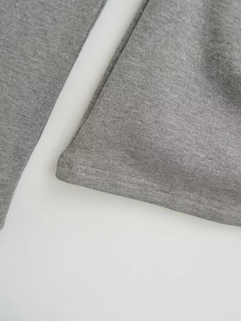 Mature Style V-neck Cross-Pleated Long-Sleeve Top for Women – Autumn/Winter Slimming Waist T-shirt