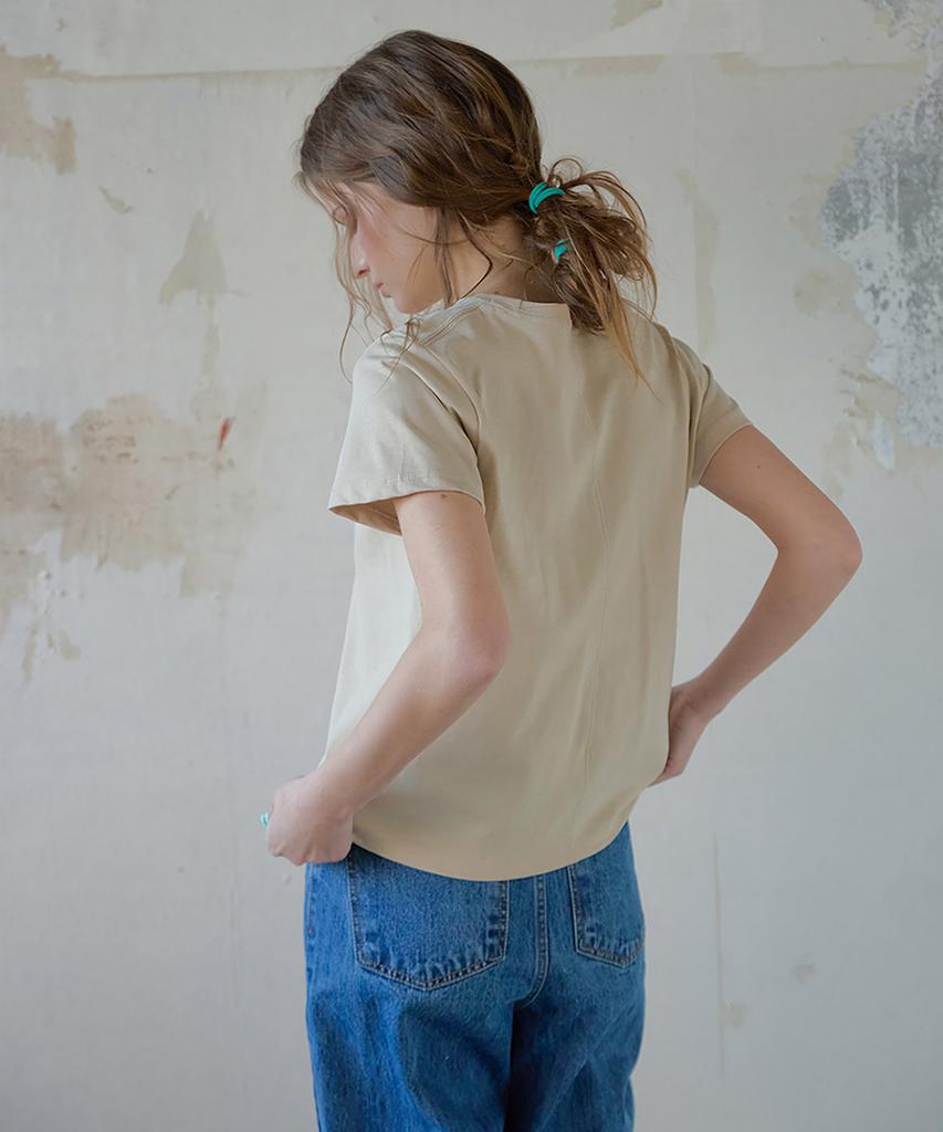 Lonkeu Essentiel Standard Incision Half Sleeve T-Shirt (Beige)