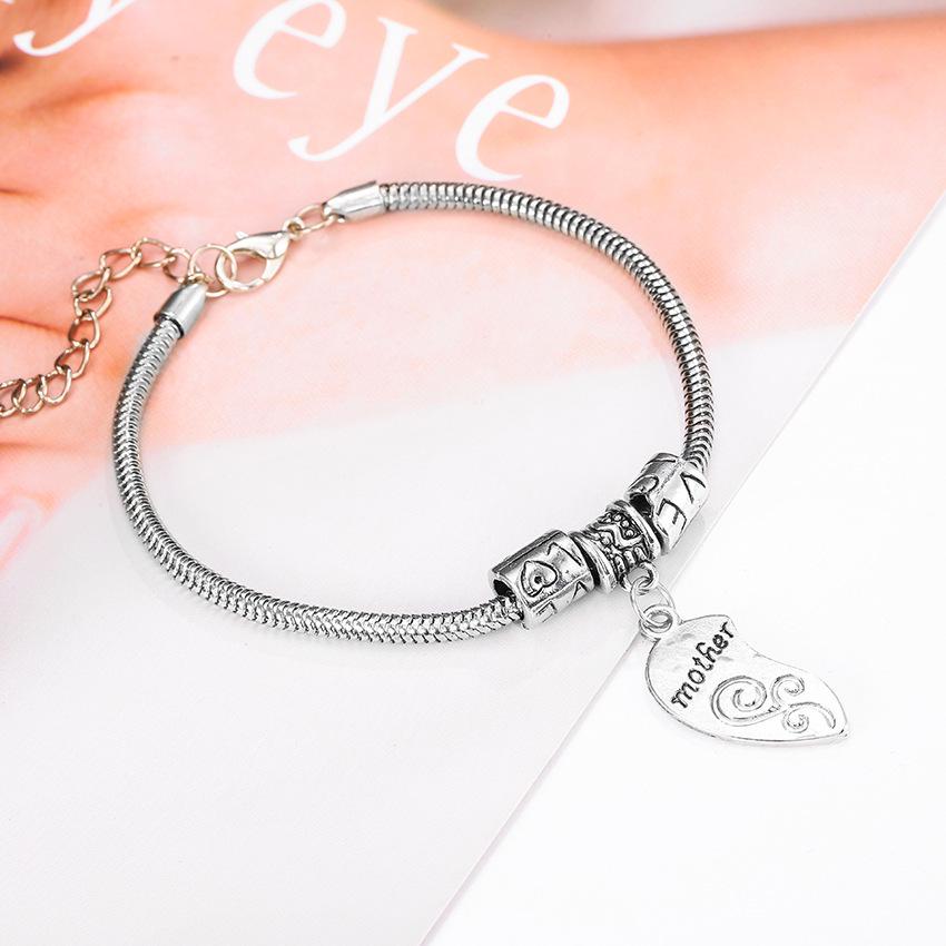 Retro Carved Peach Heart Couple Bracelet Set – Fashion Love Jewelry