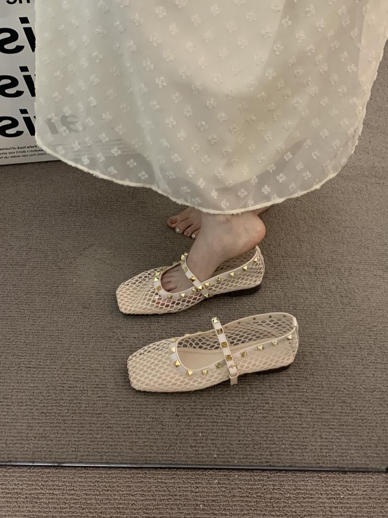 XINZHOU Temperament Gentle Design Sense Commuting Single Shoes Women's Shoes 2025 Chinese New Year with Skirt Evening Grandma Shoes