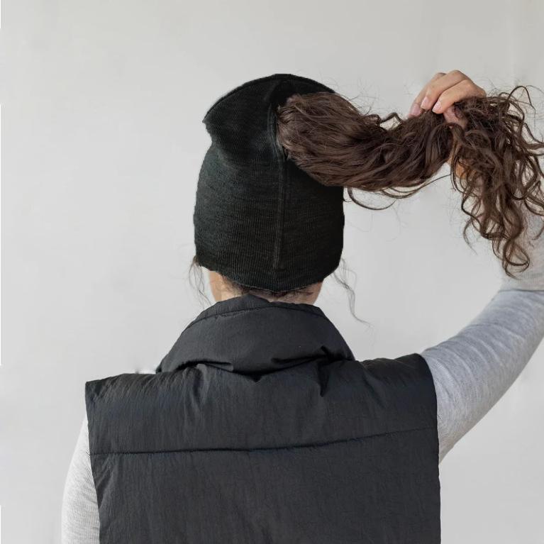 Magnetic Opening Ponytail Knitted Hat