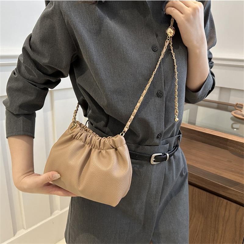 Women Chain Shoulder Bag Girly  Pu Crossbody Tote Bag Commuter Bucket Bag Casual Pleated Hobo Bag Satchel Sling Bag Gifts