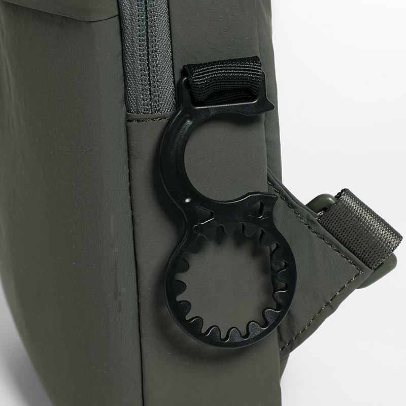Outdoor Chest Bag Lightweight Large Capacity Shoulder Bag Commuter Crossbody Bag