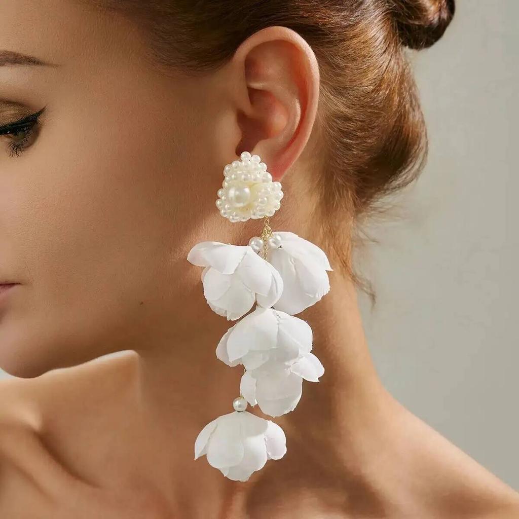IngeSight.Z Exquisite White Flower Long Earrings Imitation Pearl Crystal Dangle Earrings for Women Fashion Party Wedding Jewelry