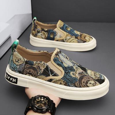 Summer Men's Canvas Shoes Teddy Bear Men Loafer Soft Soled Lazy Shoes Trendy Driving Shoes For Men Casual Slip-on Shoes