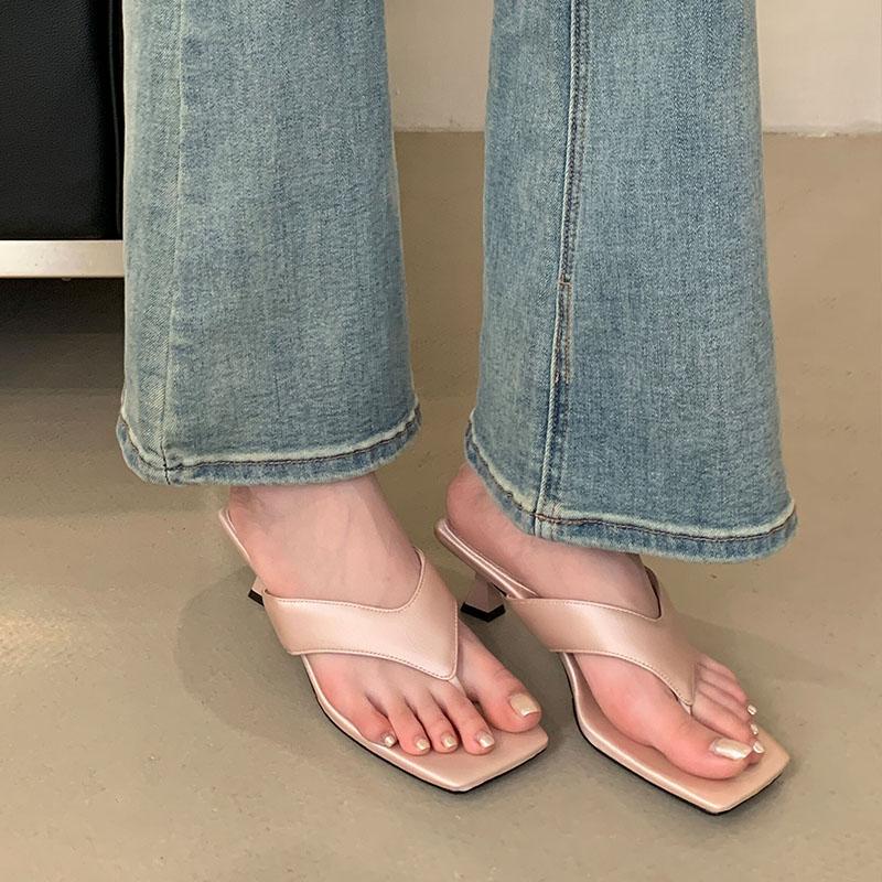 Fashion Fashion Square Toe Ladies Heeled Slippers Shoes New In Summer Beach Flip flops Women Low Heel Slippers Female Slides Pumps