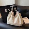 Retro Fashion Carrying Large Capacity Bag Women  New Bosnia Style Tote Bag Senior Sense Shoulder Bag