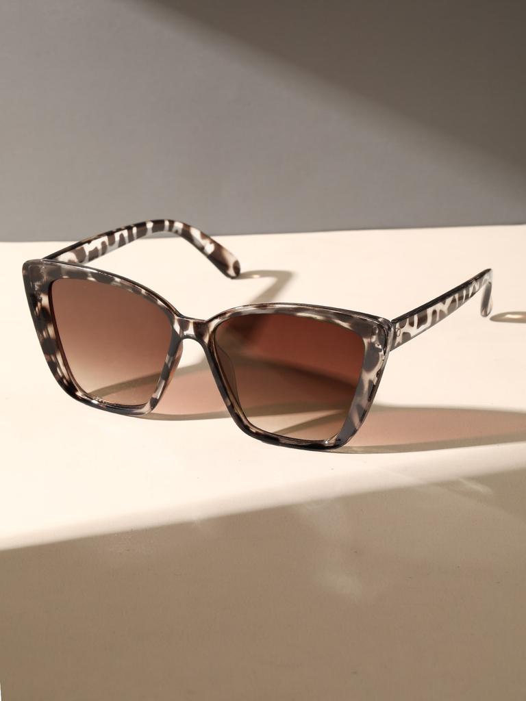 1/2PCS Fashion Y2K Cat Eye Plastic Frame Women Sunglasses For Men Daily Life Shades Eyewear Accessories.
