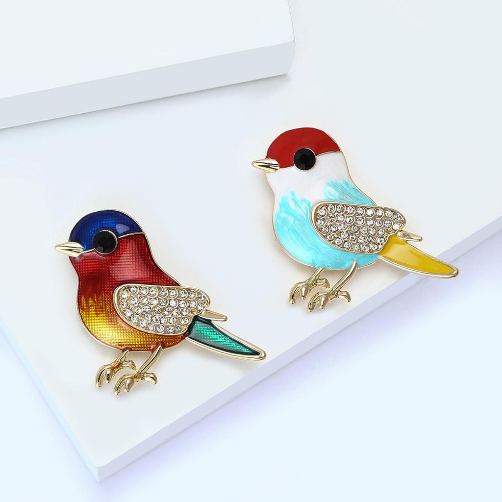 Fashion Enamel Bird Brooch for Women Unisex Rhinestone Animal Pins Keychain Event Party New Gifts Jewelry Decoration Accessories