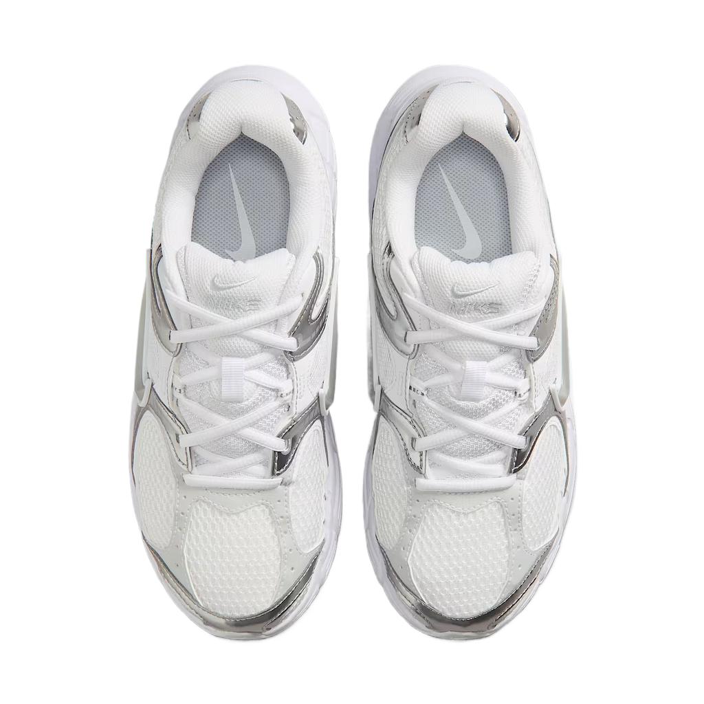 Nike V5 RNR Synthetic Leather, Textile Breathable Reflective Low top Running Shoes Women's HQ7901-112