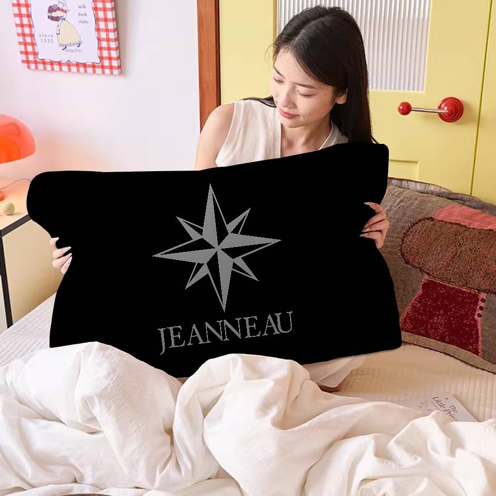 J-JEANNEAU-U Logo Cartoon Pillow Towels- Single Quick-Dry Polyester Pillowcase Pillow Core Cover Breathable