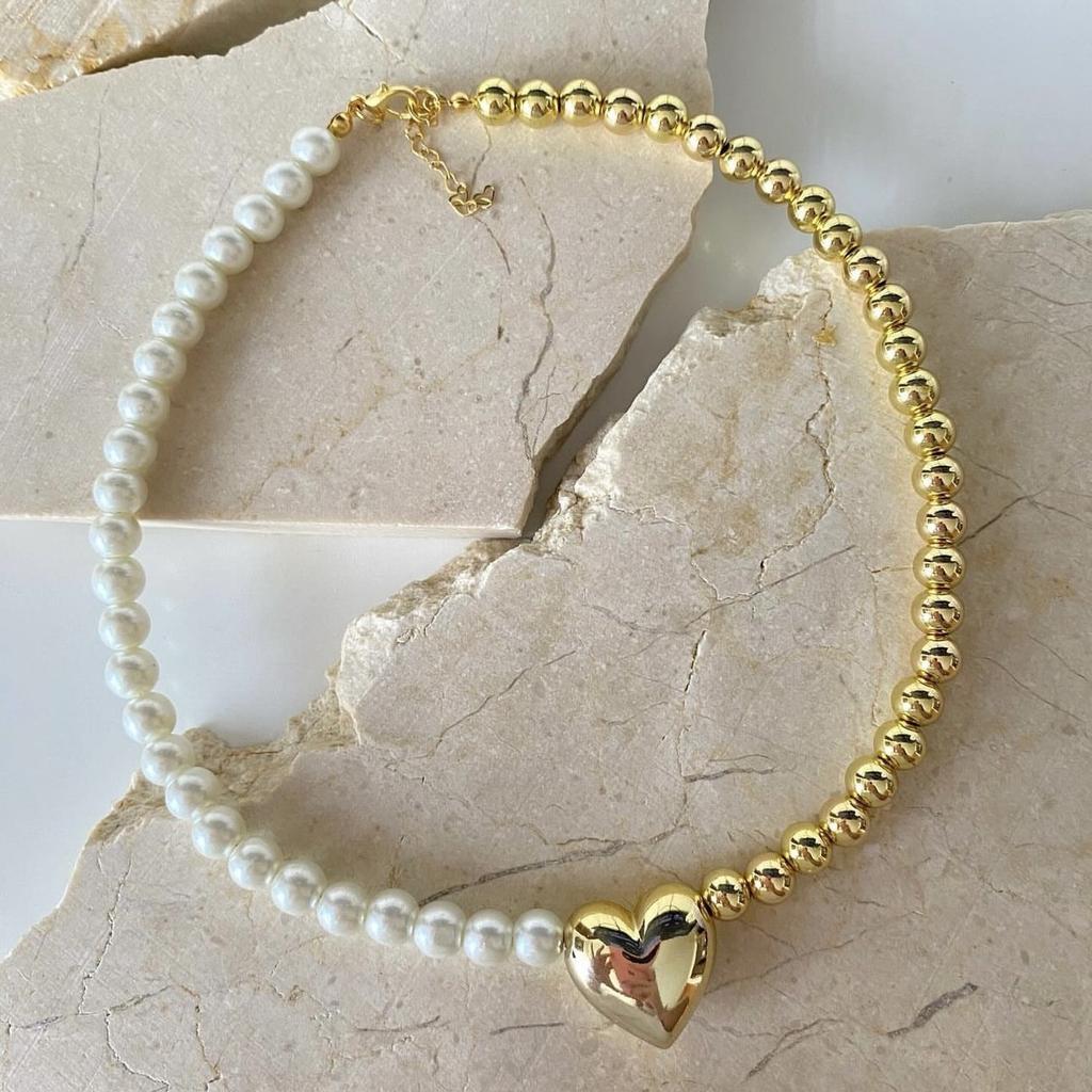 Simple Light Luxury Temperament 8 Pearl Copper Beads Love Beaded Necklace Suitable For Women'S Daily Wear