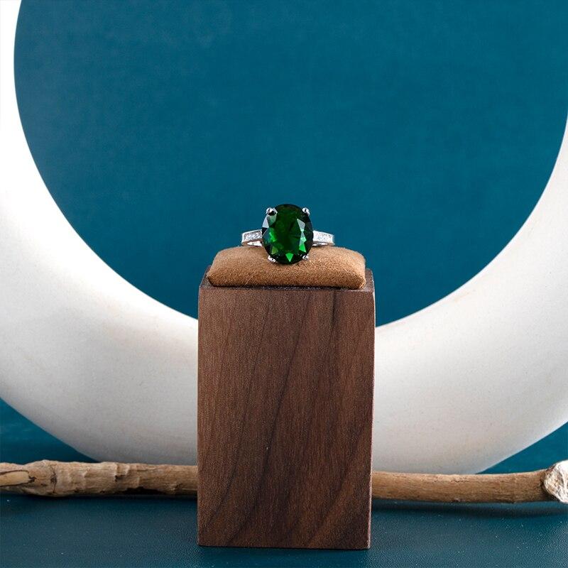 POMOiii Luxury Emerald Ring 925 Silver Plated Rings For Women Vintage Anniversary Party Ring Graceful Lady's Jewelry Romantic