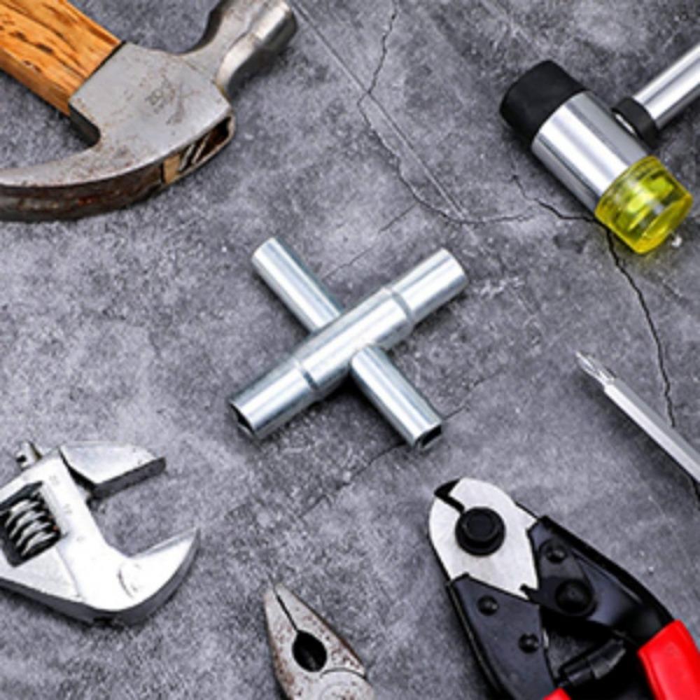 1 szt. 4-drożny klucz do zaworu progowego, wytrzymały klucz do wody, stalowy klucz do urządzeń wodnych do kranów zaworów i węży