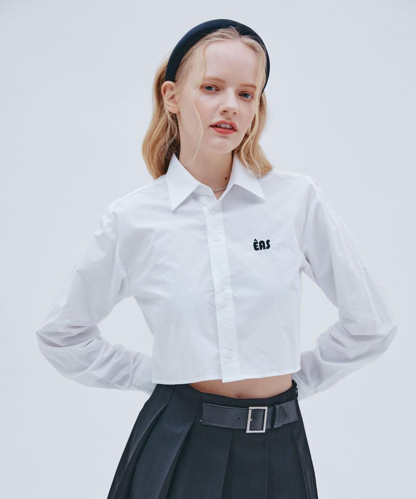 ETRE AU SOMMET Easy Logo Crop Shirt (White)