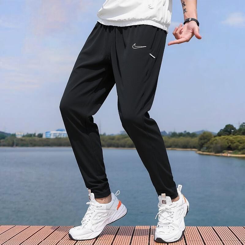 Nike Men s Knit Training & Casual Pants S