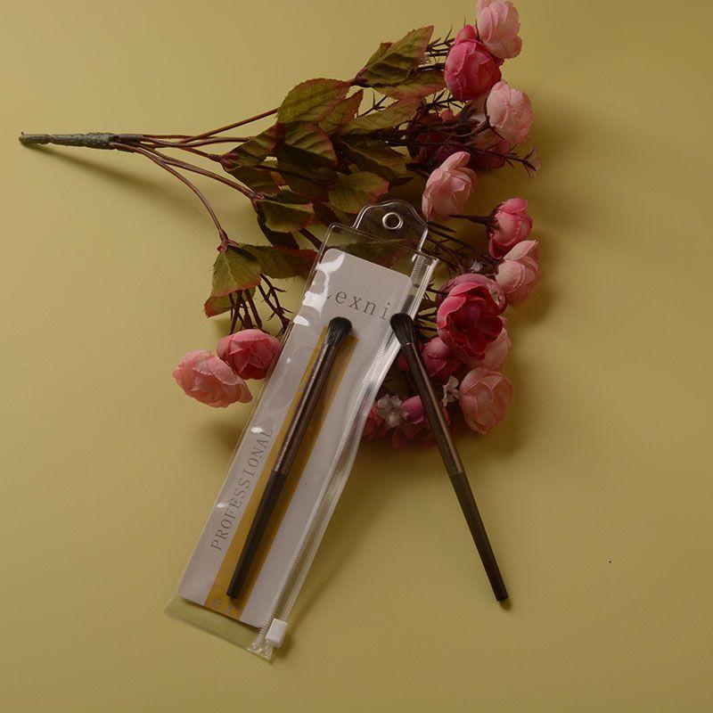 

Eye Shadow Brush Blooming Crouching Silkworm Eye Makeup Portable Soft Brush Brush Makeup for Beginners Utility Brushes Professional Default