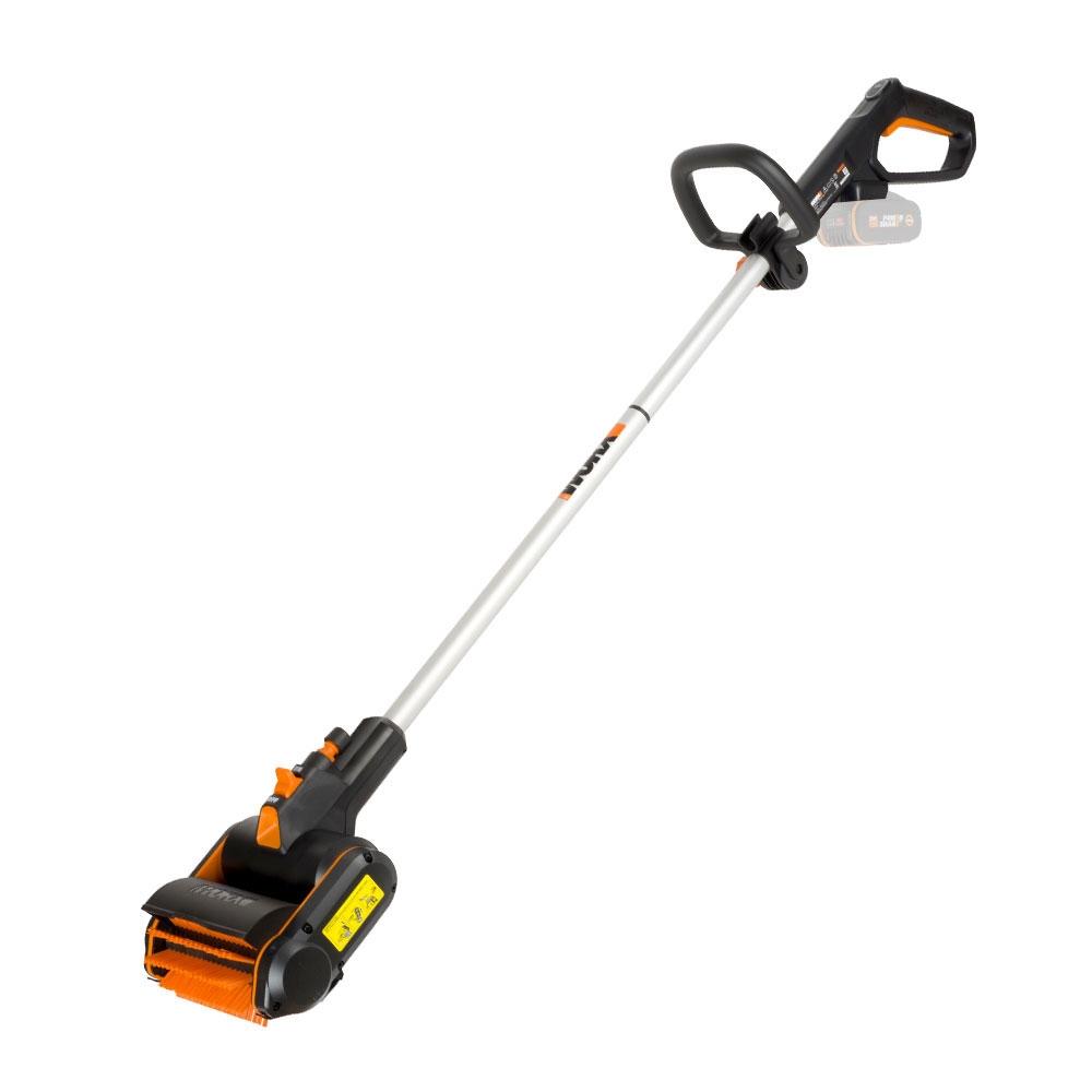 Работает аккумуляторная щетка для пола 20 В Bear Tool WG441E.9