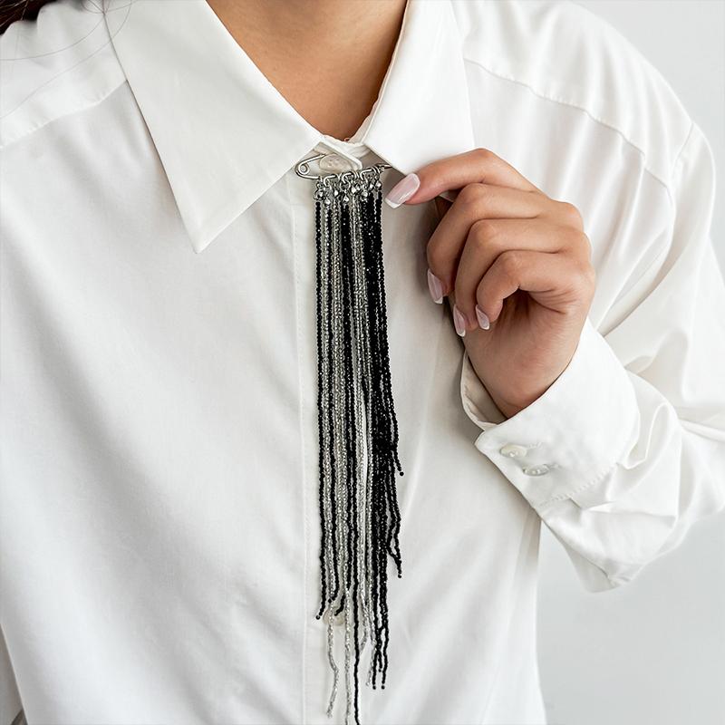 1PC Understated Luxury Multi-functional Brooch Beaded Tassel Gifts Exquisite Alloy Elegance Tassel Lightweight Fixed Buckle Suit