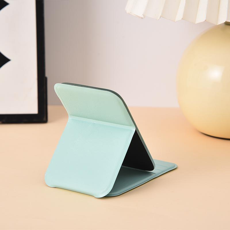 

Минималистичное мини-зеркало для макияжа для использования за границей: Портативное, складное карманное зеркальце для женщин. 7*10 cm