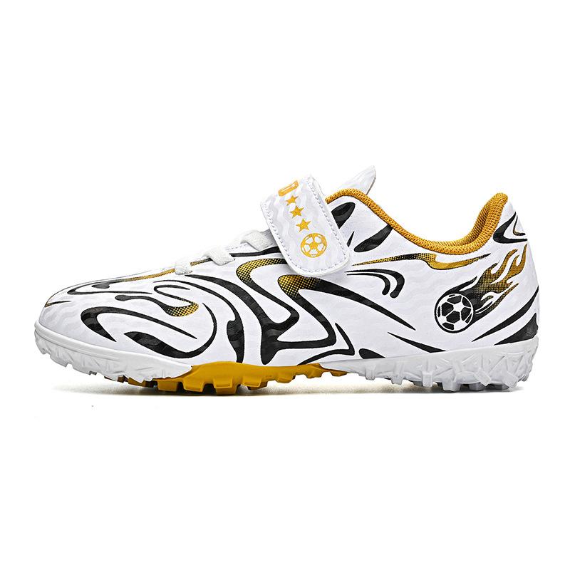 Boys and Girls Breathable Comfortable Sports Leisure Broken Nail Football Shoes Grass Students Children Non-slip